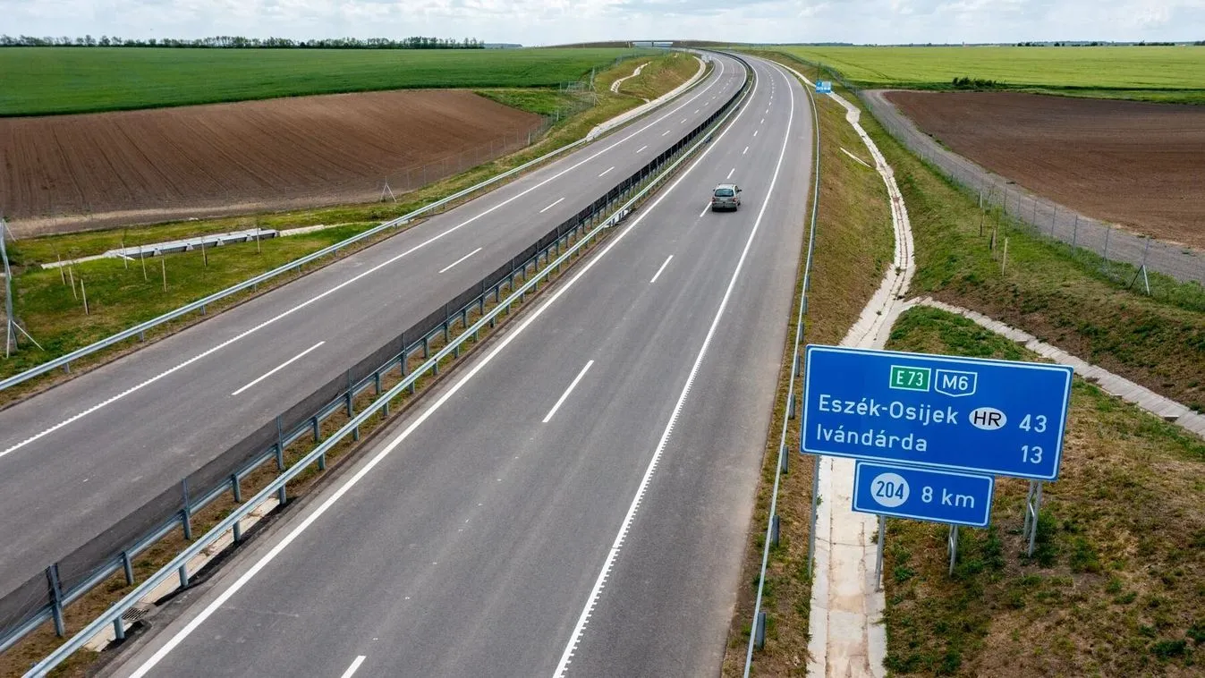 Átadásra került az M6-os autópálya legújabb, Bólyt és Lippót összekötő szakasza.