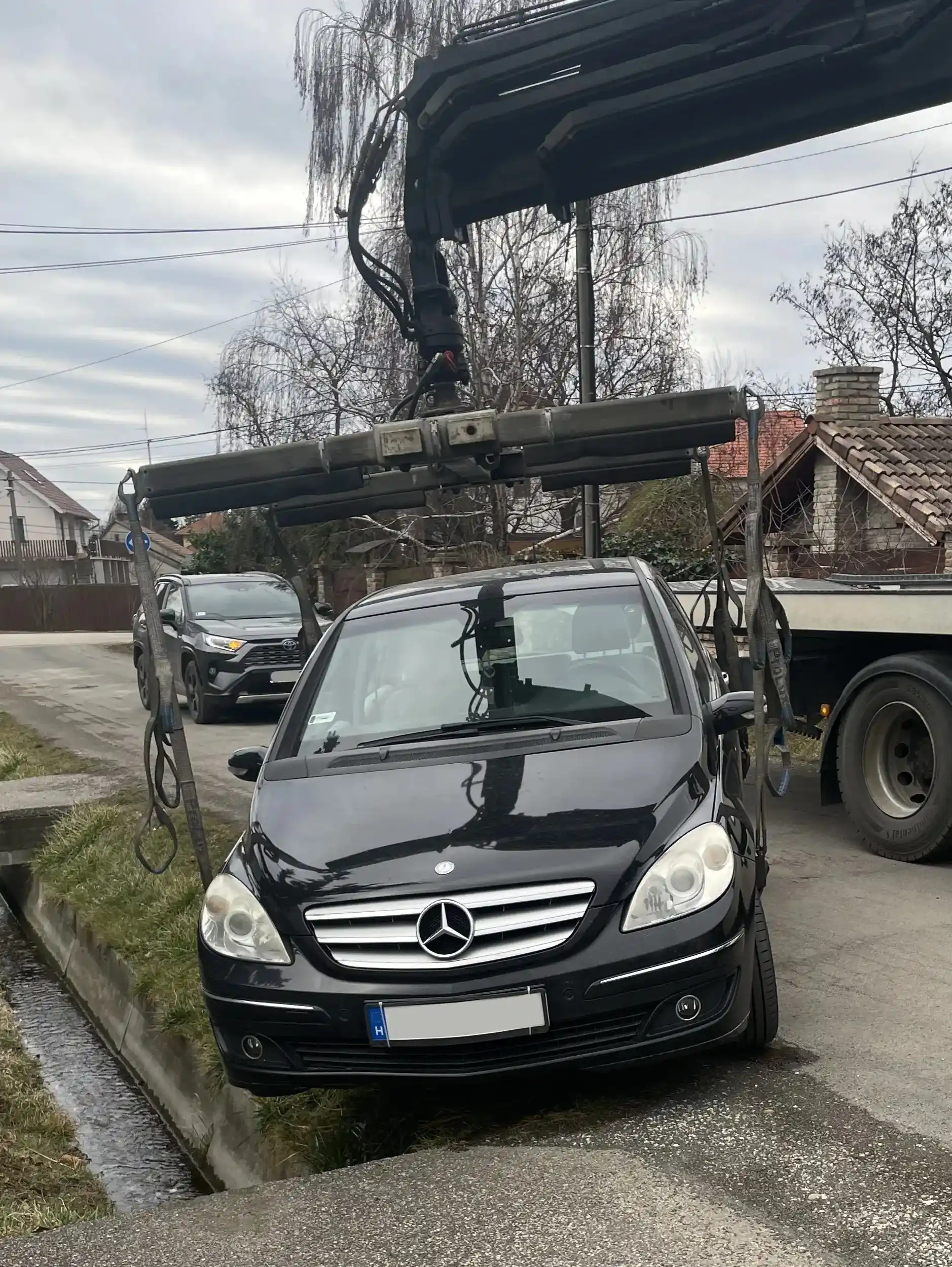darus autómentés - budakeszin