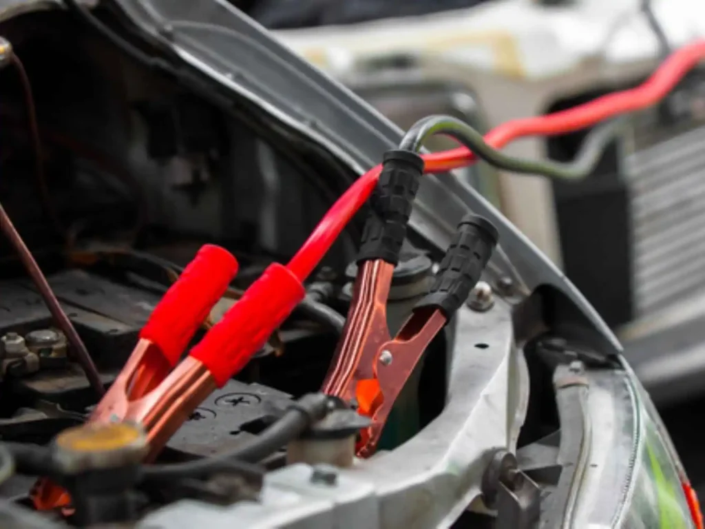 Bikázás / Akkumulátor Bikázás / Akkusegély / Gyors indítás, Autósegély