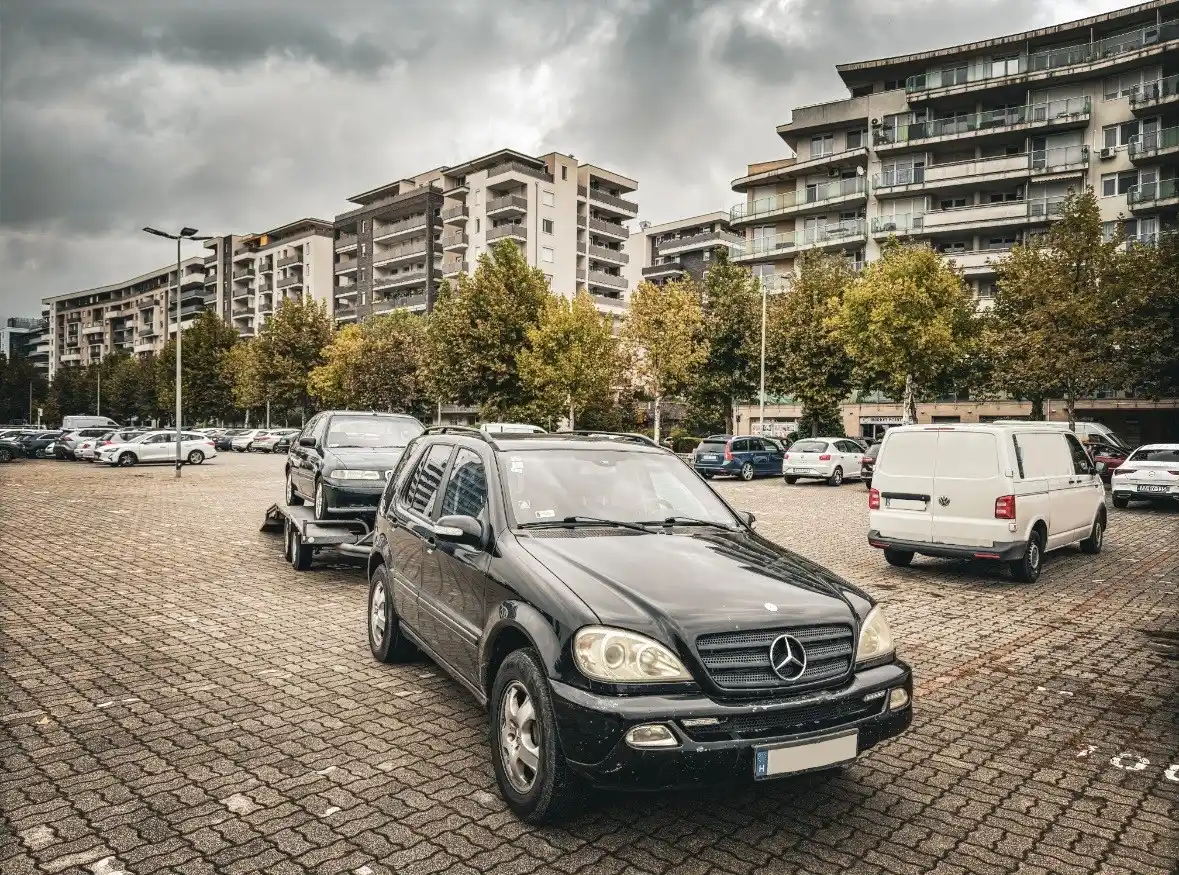 tréleres autómentés, tréleres autószállítás - gépjármű szállítás tréleren